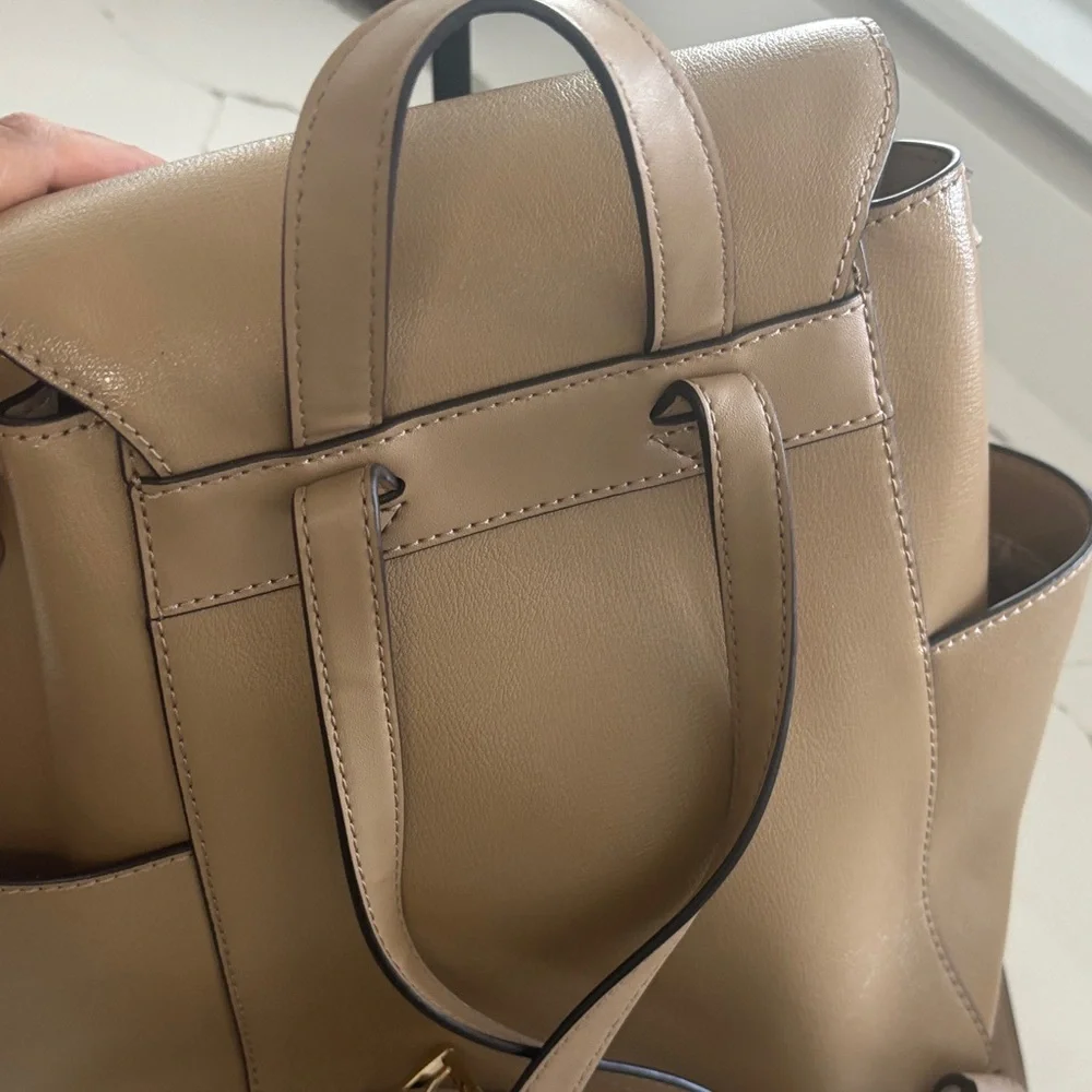 Michael Kors Beige Leather 🎒 Drawstring Backpack Cheryl Medium